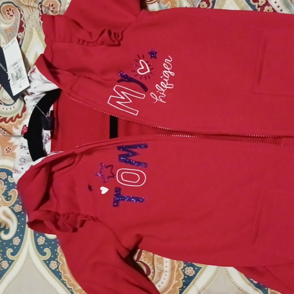 Tommy Hilfiger Girls Size 6 track suit